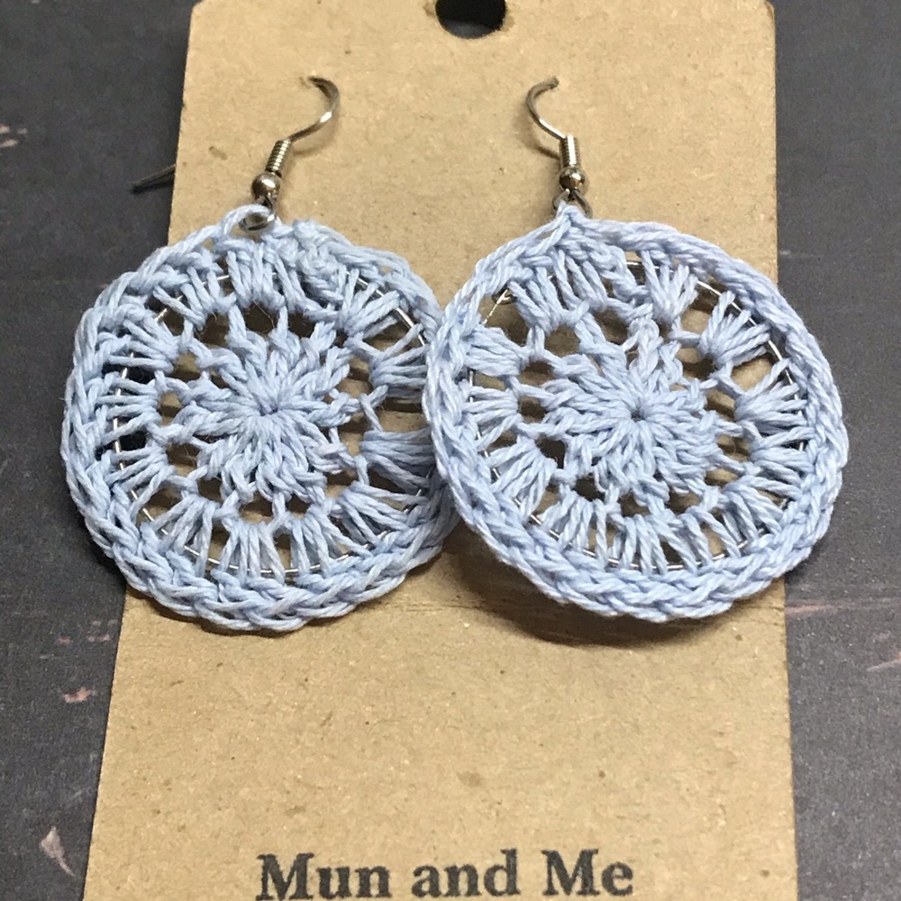 Handmade crochet dangle earrings blue MunandMe - Picture 3 of 4